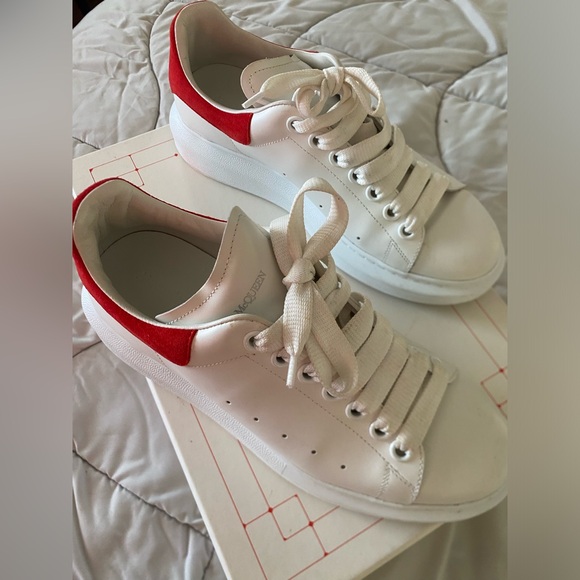 Alexander McQueen Sneakers - Picture 6 of 6